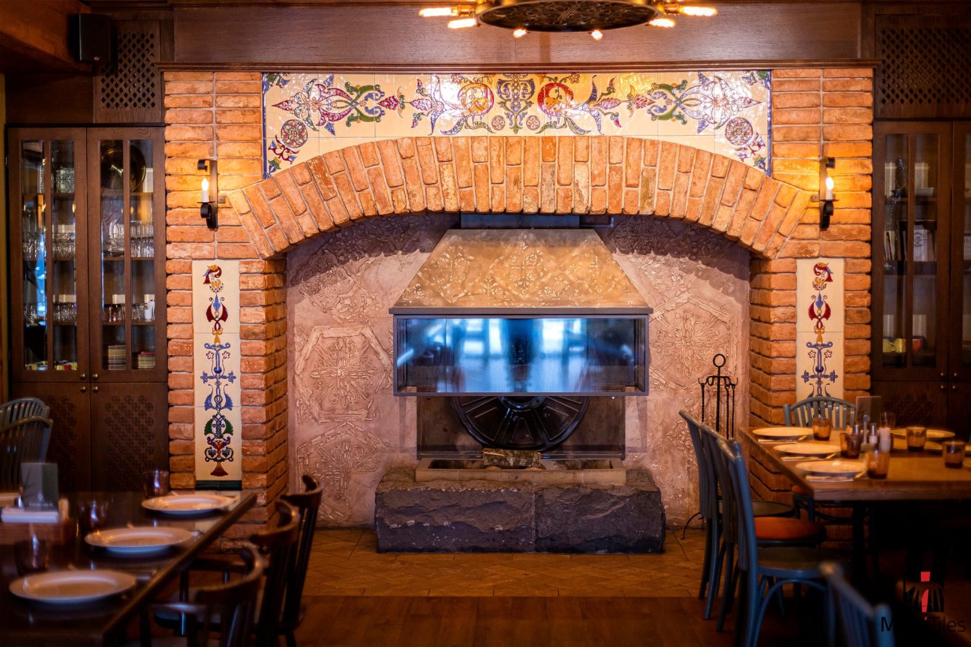 Fireplace facing
